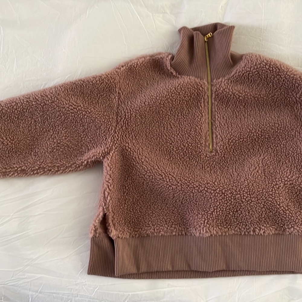 Varley pullover - Picture 7 of 7